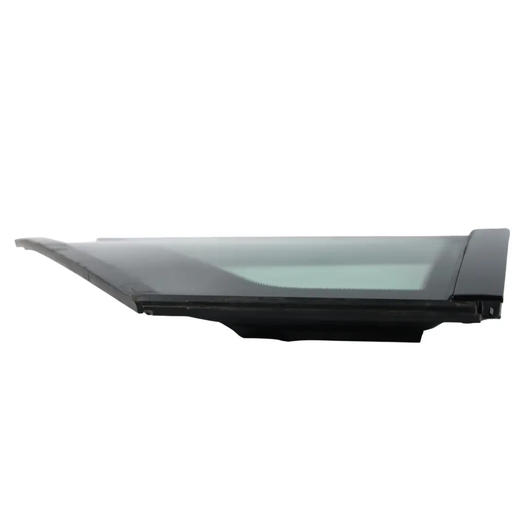 Vetro Finestrino Fisso AS2 Posteriore Sinistro per Mercedes S205 con numero di parte A2057300255 Mercedes S205 Vetro Finestrino Fisso AS2 Posteriore Sinistro - SKU A2057300255 - Numero di parte A2057300255