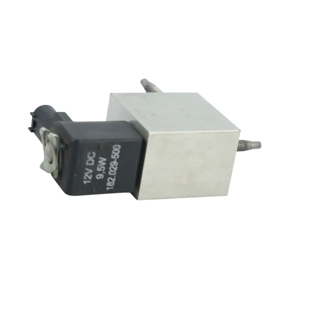 Mercedes W205 W213 C253 Air Con Refrigerant Valve C300h OM651 - SKU A2058307401 - Part number A2058307401