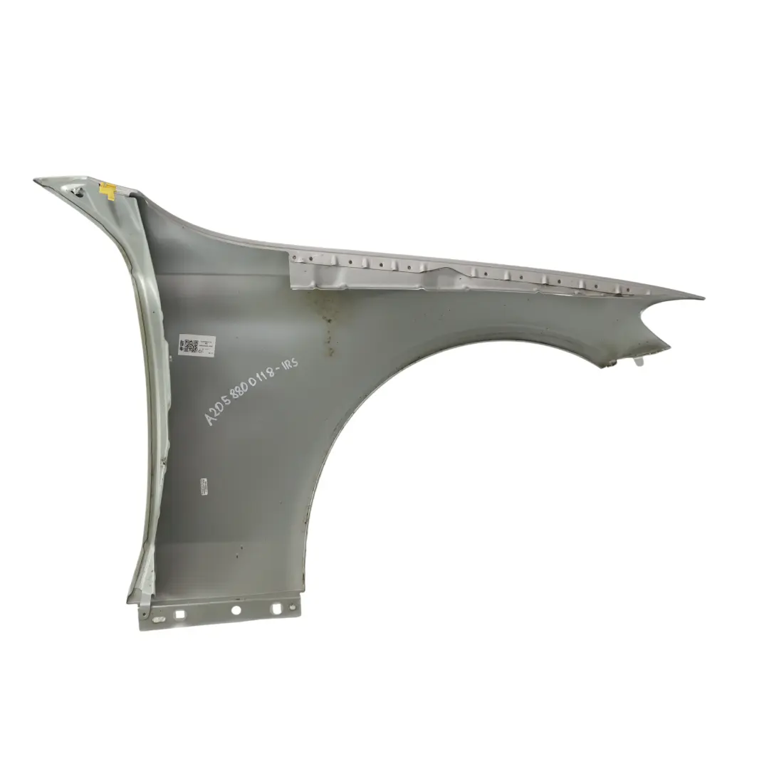 Panel Aleta Delantero Izquierdo Iridium Silver Metallic 775 para Mercedes W205 con número de pieza A2058800118 Mercedes W205 Panel Aleta Delantero Izquierdo Iridium Silver Metallic 775 - SKU A2058800118-IRS - Número de pieza A2058800118