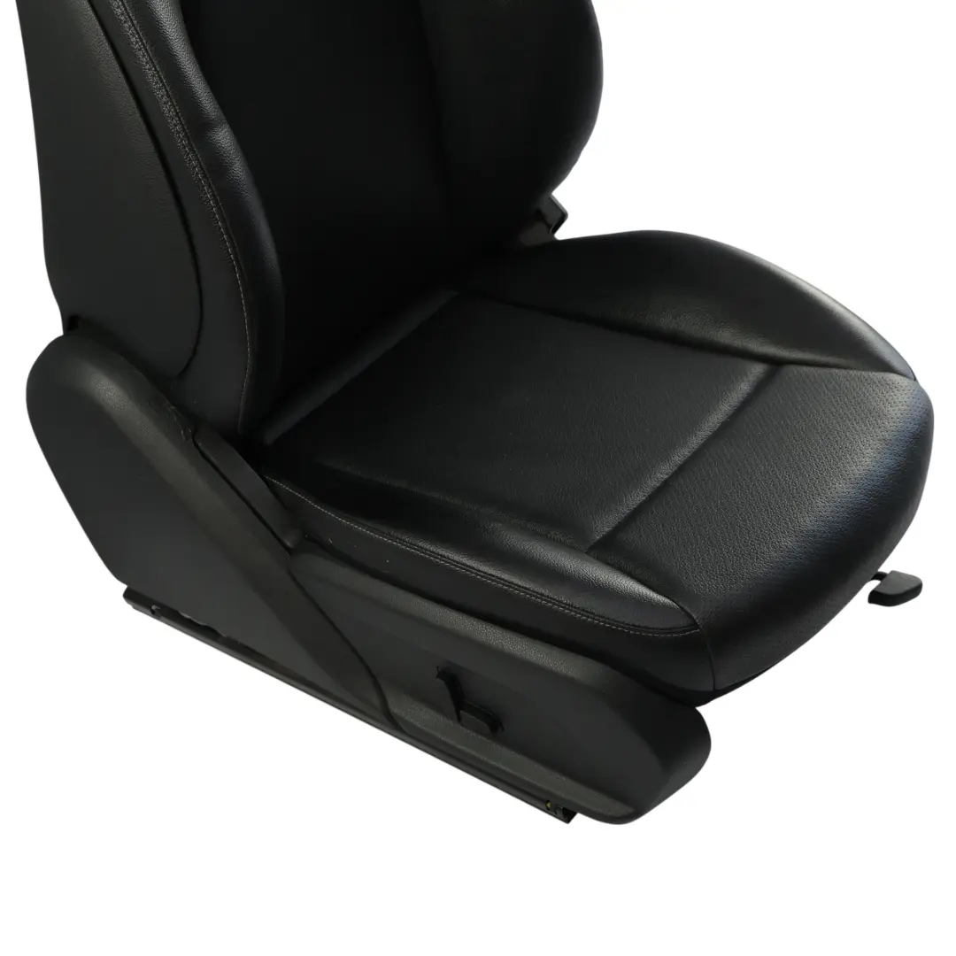 Siège Avant Gauche Chauffant Électrique Similicuir Noir pour Mercedes W205 à propos du numéro de pièce A2059100747 Mercedes W205 Siège Avant Gauche Chauffant Électrique Similicuir Noir - SKU A2059100747-6 - Numéro de pièce A2059100747