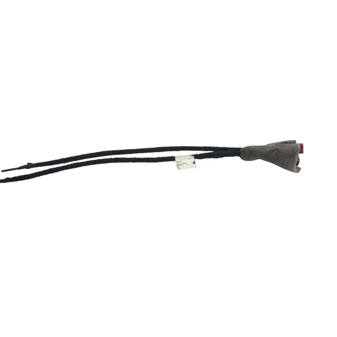 Antenna Tetto Cablaggio Pinna Squalo Argento Iridium 775 per Mercedes W211 con numero di parte A2114401507 Mercedes W211 Antenna Tetto Cablaggio Pinna Squalo Argento Iridium 775 - SKU A2114401507-IRS - Numero di parte A2114401507