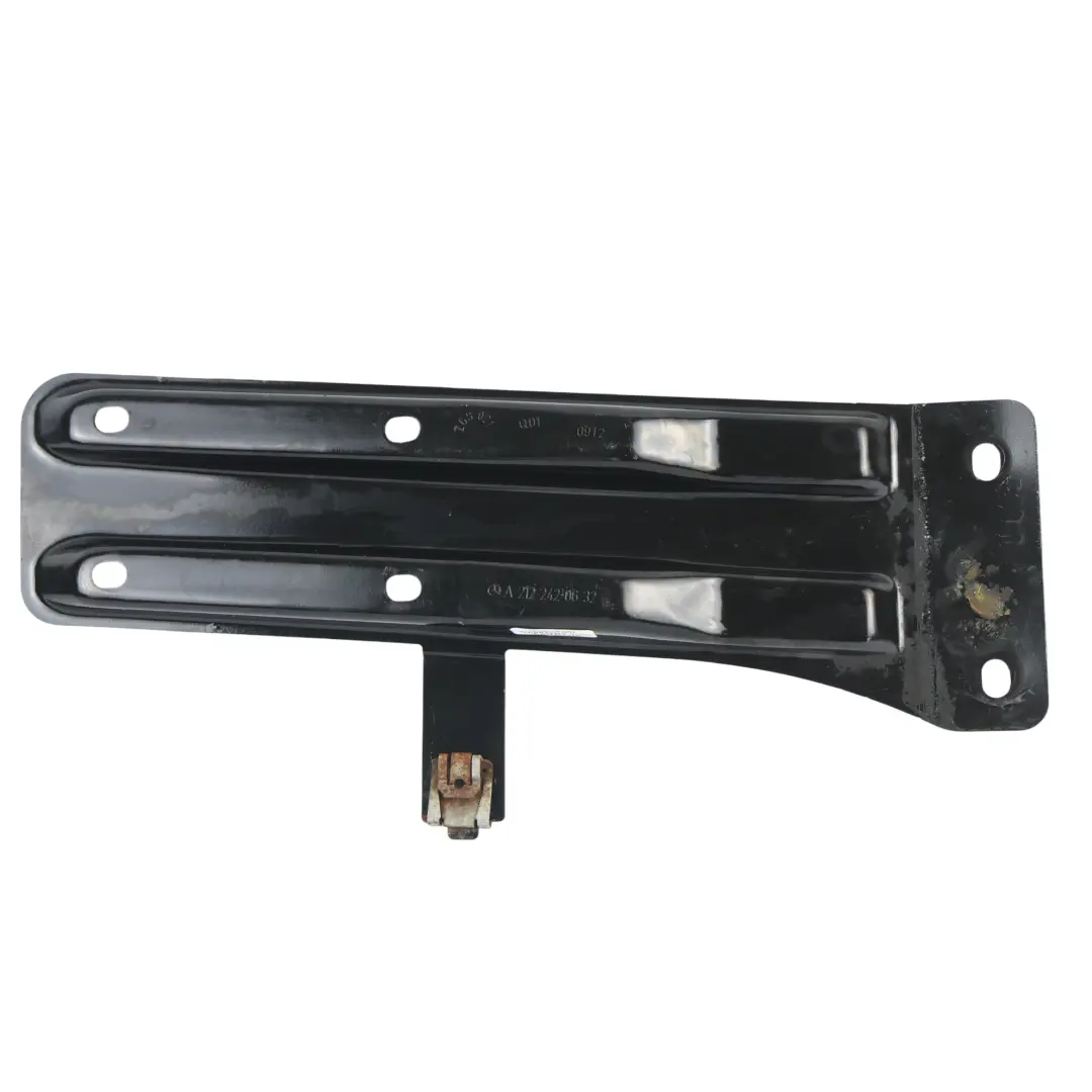 Support Moteur Suspension OM651 pour Mercedes W212 à propos du numéro de pièce A2122420632 Mercedes W212 Support Moteur Suspension OM651 - SKU A2122420632 - Numéro de pièce A2122420632