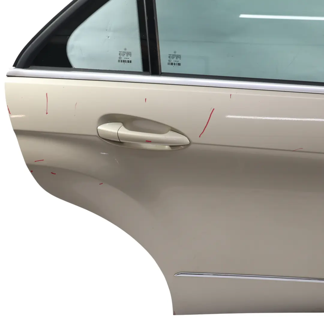 Tür Hinten Rechts Pearl Beige Metallic - 794 für Mercedes W212 Limousine mit Teilenummer A2127300205 Mercedes W212 Limousine Tür Hinten Rechts Pearl Beige Metallic - 794 - SKU A2127300205-PBE - Teilenummer A2127300205