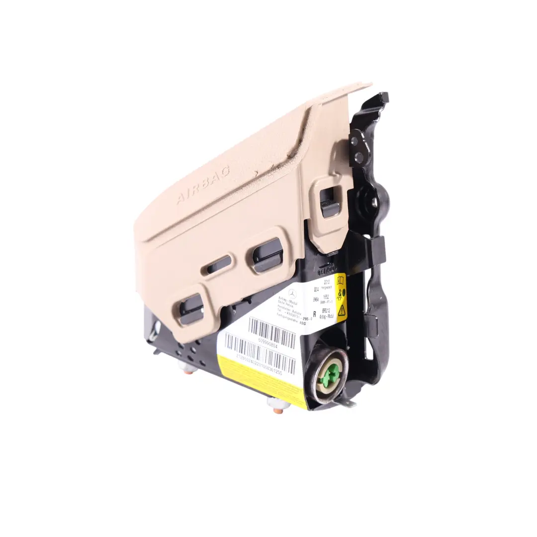 Poduszka Powietrzna Fotela Przednia Prawa do Mercedes W212 o numerze A2128602402 Mercedes W212 Poduszka Powietrzna Fotela Przednia Prawa - SKU A2128602402-1 - Numer Części A2128602402