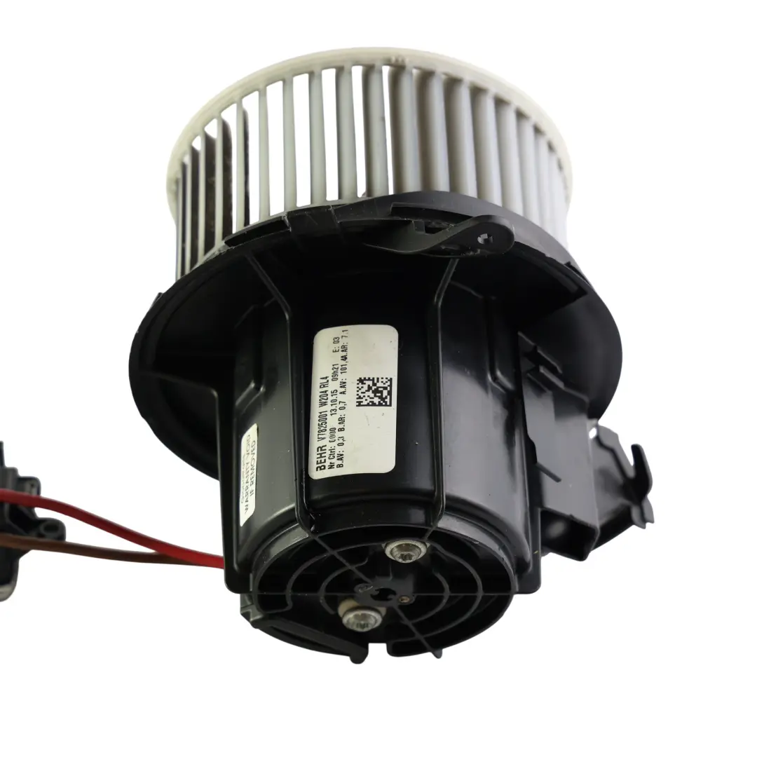 Mercedes W204 W207 W212 Silnik Dmuchawy Z Rezystorem - SKU A2128702110-2 - Numer Części A2128702110