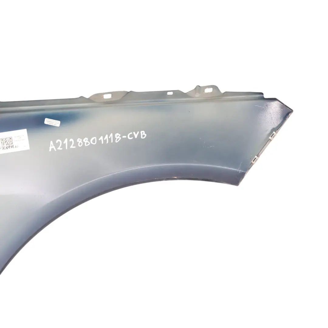 Pannello alare laterale anteriore sinistro nero ossidiana - 197 per Mercedes W212 con numero di parte A2128801118 Mercedes W212 Pannello alare laterale anteriore sinistro nero ossidiana - 197 - SKU A2128801118-CVB - Numero di parte A2128801118