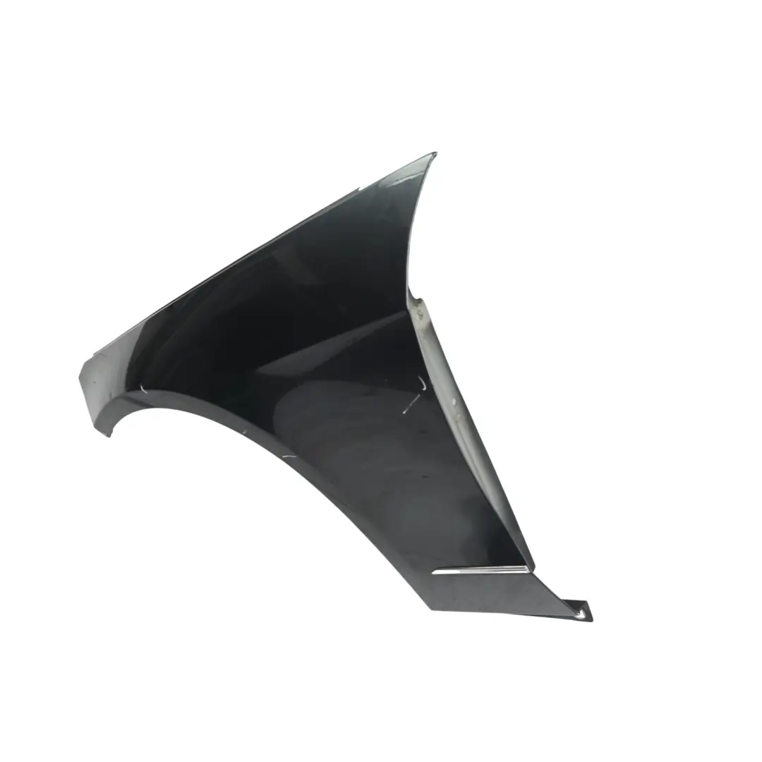Parafango Anteriore Sinistro Grigio Tenorite Metallizzato 755 per Mercedes W212 con numero di parte A2128801118 Mercedes W212 Parafango Anteriore Sinistro Grigio Tenorite Metallizzato 755 - SKU A2128801118-TNG - Numero di parte A2128801118
