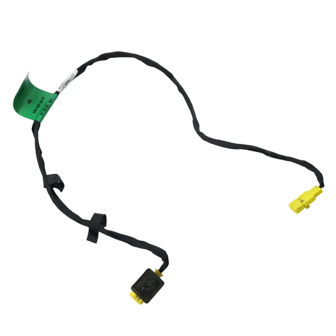 Door Wiring Harness Rear Right Left N/O/S Keyless Go to Mercedes W220 with Part number A2205400507 Mercedes W220 Door Wiring Harness Rear Right Left N/O/S Keyless Go - SKU A2205400507 - Part number A2205400507