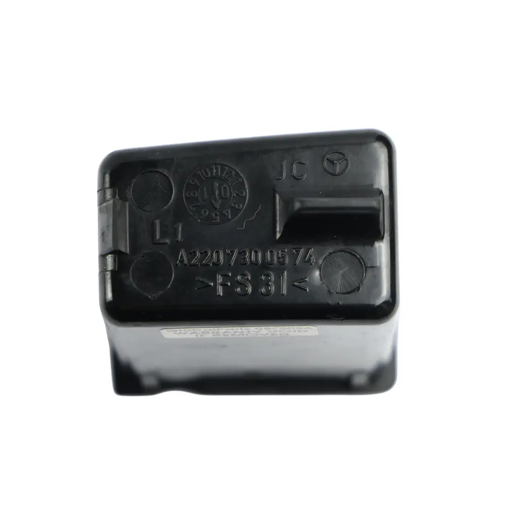 Bandeja Cenicero Tarjeta Puerta Trasera Izquierda para Mercedes W220 con número de pieza A2207300574 Mercedes W220 Bandeja Cenicero Tarjeta Puerta Trasera Izquierda - SKU A2207300574 - Número de pieza A2207300574