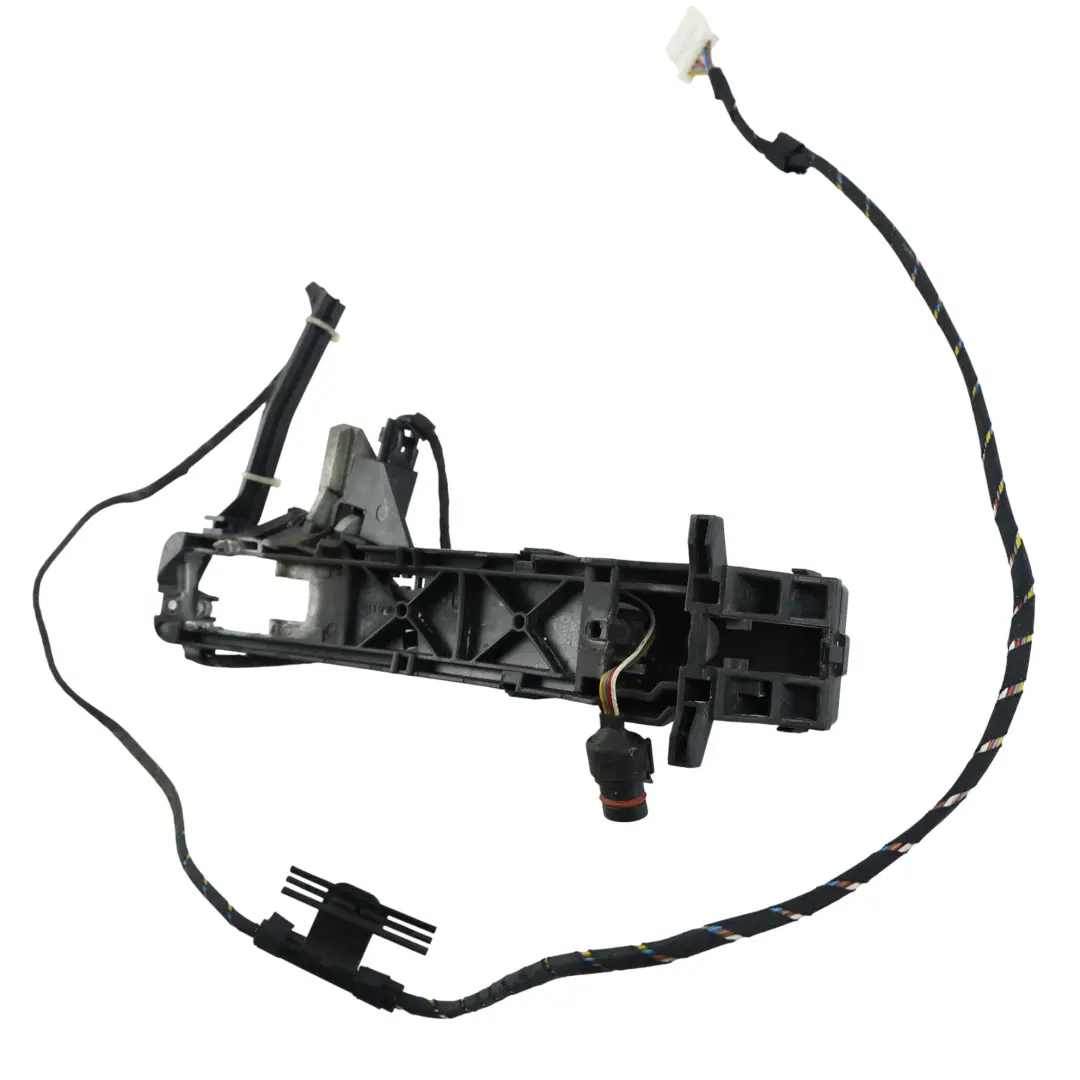 Door Handle Bearing Bracket Holder Front Left N/S to Mercedes W220 with Part number A2207601334 Mercedes W220 Door Handle Bearing Bracket Holder Front Left N/S - SKU A2207601334 - Part number A2207601334