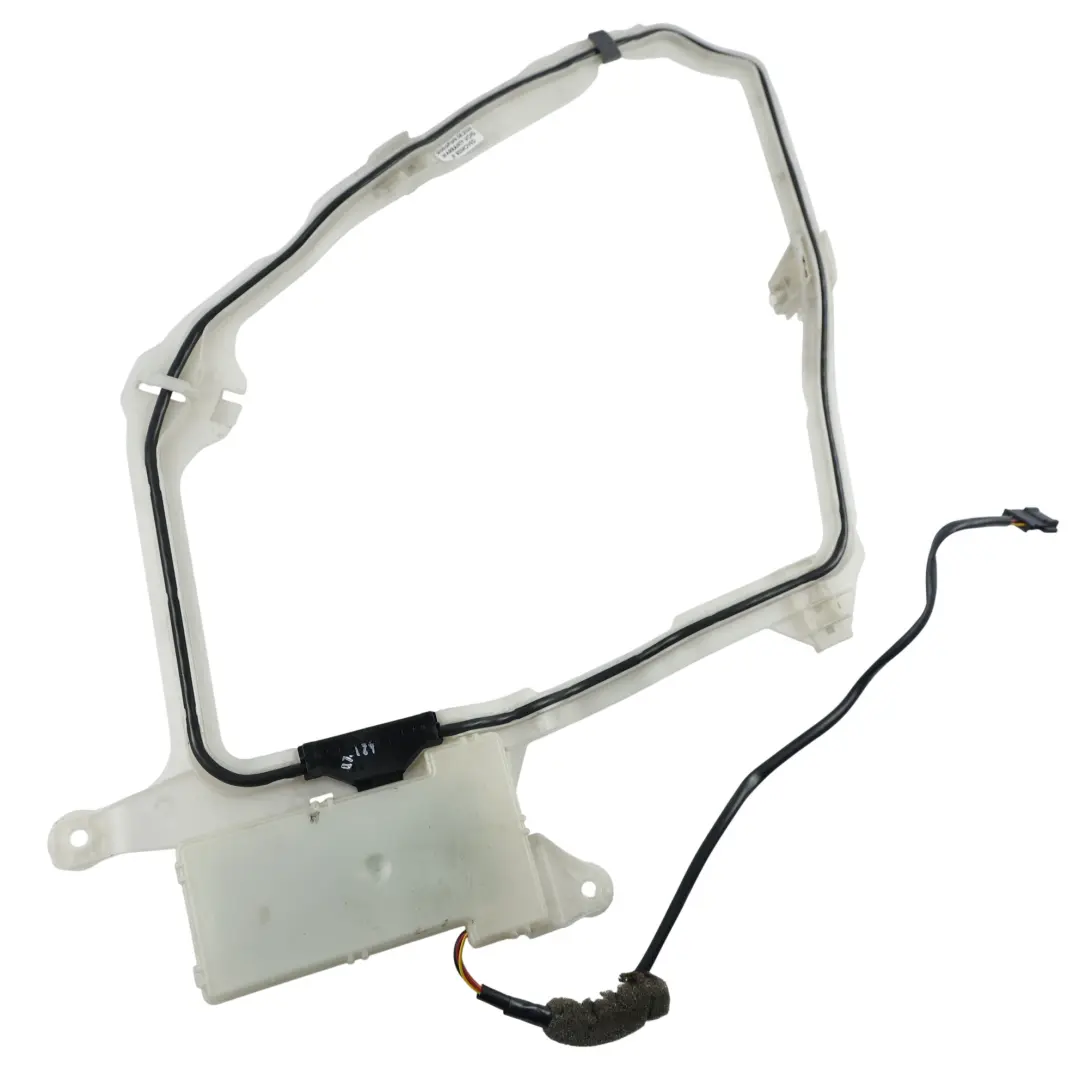Mercedes W220 Antena Entrada Sin Llave Puerta Delantera Izquierda A2208200275 - SKU A2208200175 - Número de pieza A2208200175