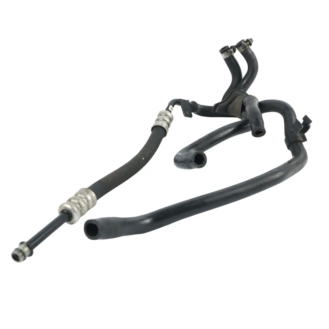Przewód Chłodnicy Oleju M113 do Mercedes W220 S 55 AMG o numerze A2209971452 Mercedes W220 S 55 AMG Przewód Chłodnicy Oleju M113 - SKU A2209971452 - Numer Części A2209971452