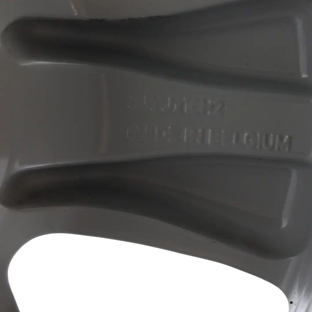 Mercedes W221 Jante En Alliage Argenté 18" 8,5J ET:43 5 Branches - SKU A2214012102-2 - Numéro de pièce A2214012102