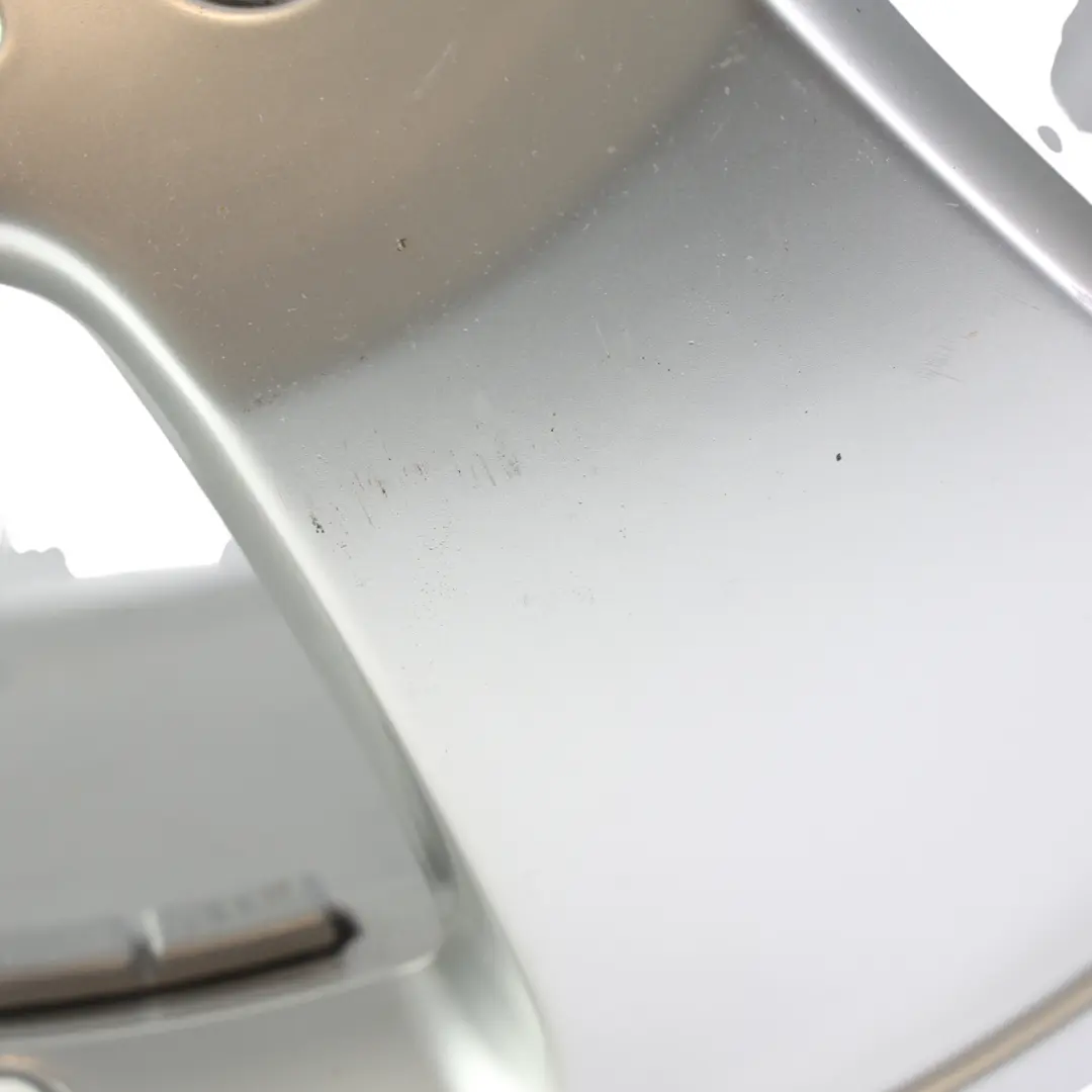 Srebrna Felga Aluminiowa 18" 8,5J ET:43 do Mercedes W221 o numerze A2214012102 Mercedes W221 Srebrna Felga Aluminiowa 18" 8,5J ET:43 - SKU A2214012102-2 - Numer Części A2214012102