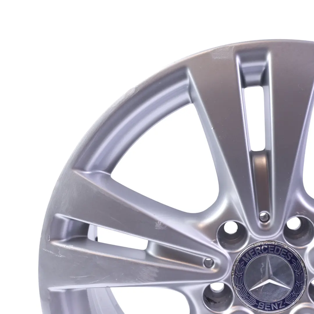 Mercedes-Benz W176 W246 Silber Alufelge Alu Felge 17" 7,5J ET:52,5 für mit Teilenummer A2464011400 Mercedes-Benz W176 W246 Silber Alufelge Alu Felge 17" 7,5J ET:52,5 - SKU A2464011400-1 - Teilenummer A2464011400