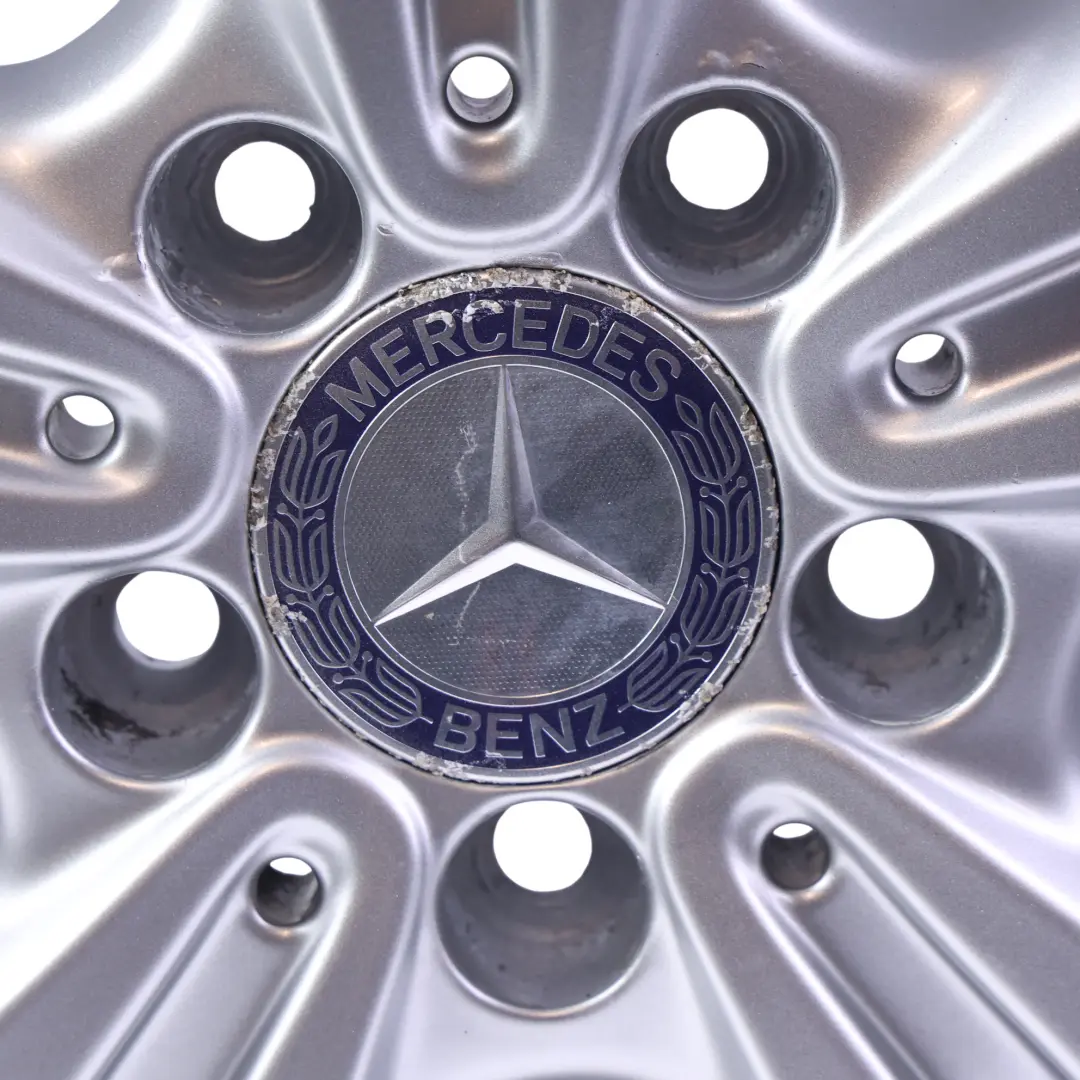 Mercedes-Benz W176 W246 Silber Alufelge Alu Felge 17" 7,5J ET:52,5 für mit Teilenummer A2464011400 Mercedes-Benz W176 W246 Silber Alufelge Alu Felge 17" 7,5J ET:52,5 - SKU A2464011400-1 - Teilenummer A2464011400