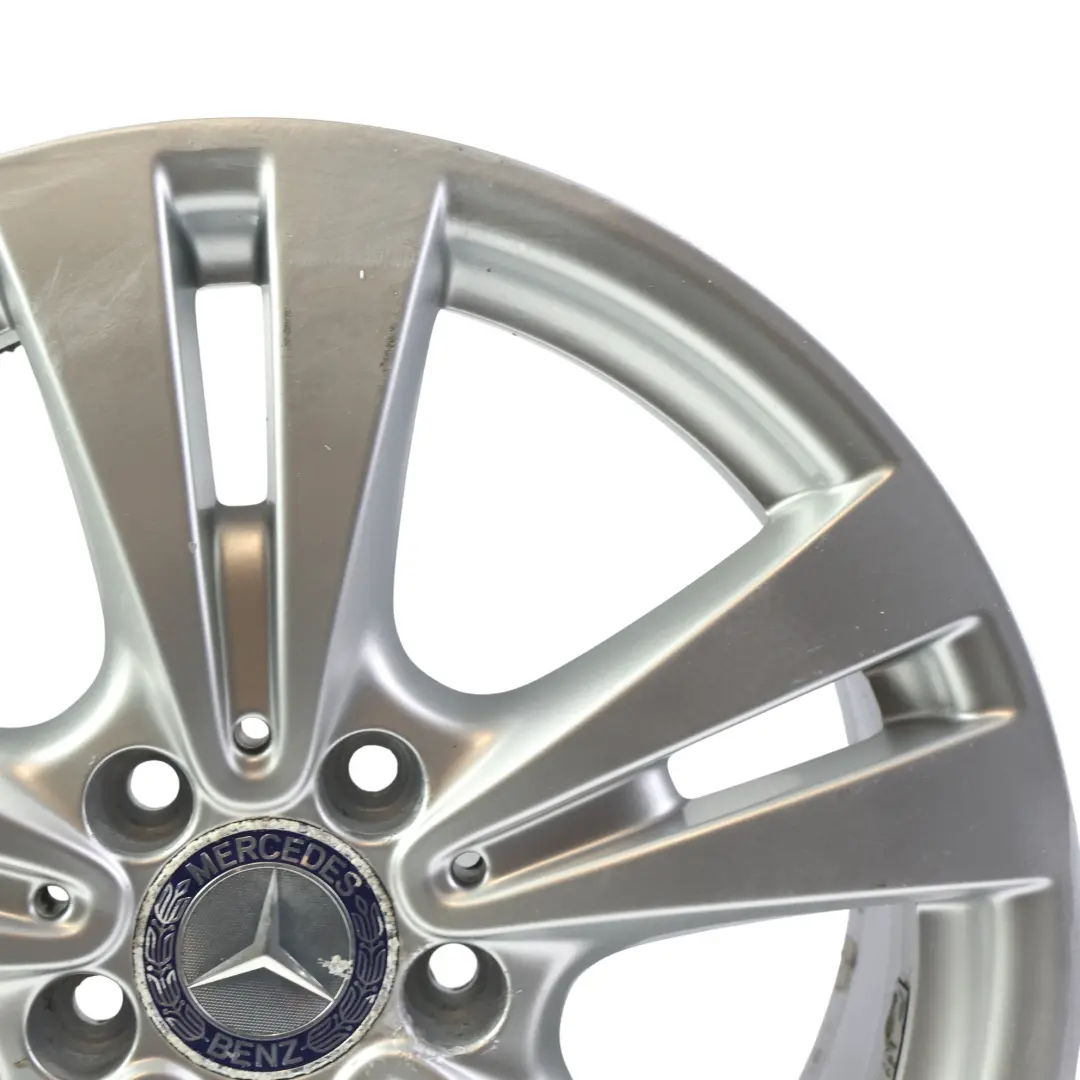 Felga Aluminiowa Srebrna 17" ET:52,5 7,5J do Mercedes W176 W246 o numerze A2464011400 Mercedes W176 W246 Felga Aluminiowa Srebrna 17" ET:52,5 7,5J - SKU A2464011400-2 - Numer Części A2464011400