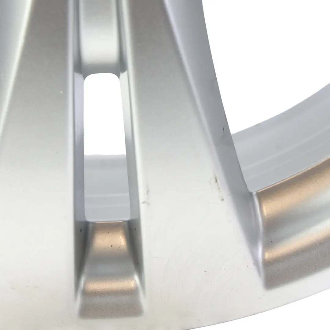 Mercedes-Benz W176 W246 Silber Alufelge Alu Felge 17" 7,5J ET:52,5 für mit Teilenummer A2464011400 Mercedes-Benz W176 W246 Silber Alufelge Alu Felge 17" 7,5J ET:52,5 - SKU A2464011400-5 - Teilenummer A2464011400