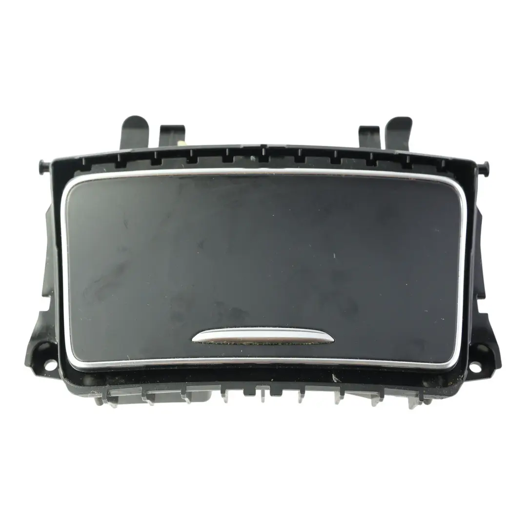 Consola Central Cenicero Toma 12V Compartimento para Mercedes W246 con número de pieza A2466802700 Mercedes W246 Consola Central Cenicero Toma 12V Compartimento - SKU A2466802700 - Número de pieza A2466802700