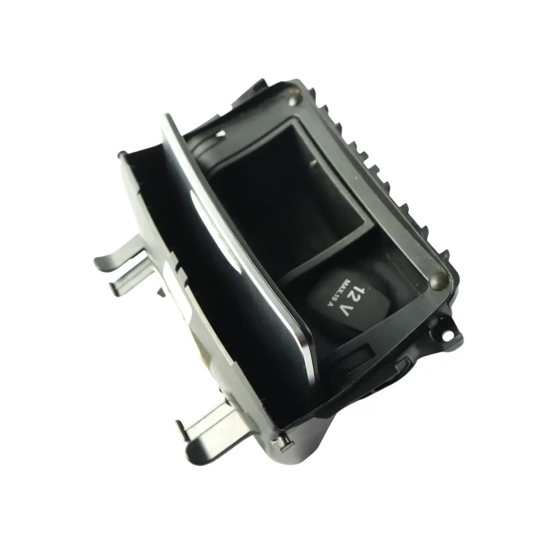 Consola Central Cenicero Toma 12V Compartimento para Mercedes W246 con número de pieza A2466802700 Mercedes W246 Consola Central Cenicero Toma 12V Compartimento - SKU A2466802700 - Número de pieza A2466802700