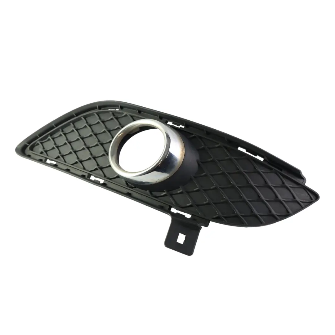 Mercedes W246 Rejilla Parachoques Delantero Panel Moldura Derecho A2468854322 - SKU A2468851322 - Número de pieza A2468851322