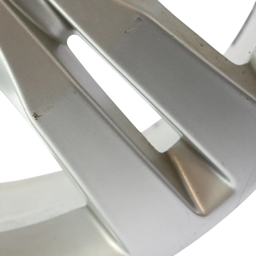 Srebrna felga Aluminiowa 20" ET:60 8,5J do Mercedes W251 o numerze A2514014002 Mercedes W251 Srebrna felga Aluminiowa 20" ET:60 8,5J - SKU A2514014002-2 - Numer Części A2514014002