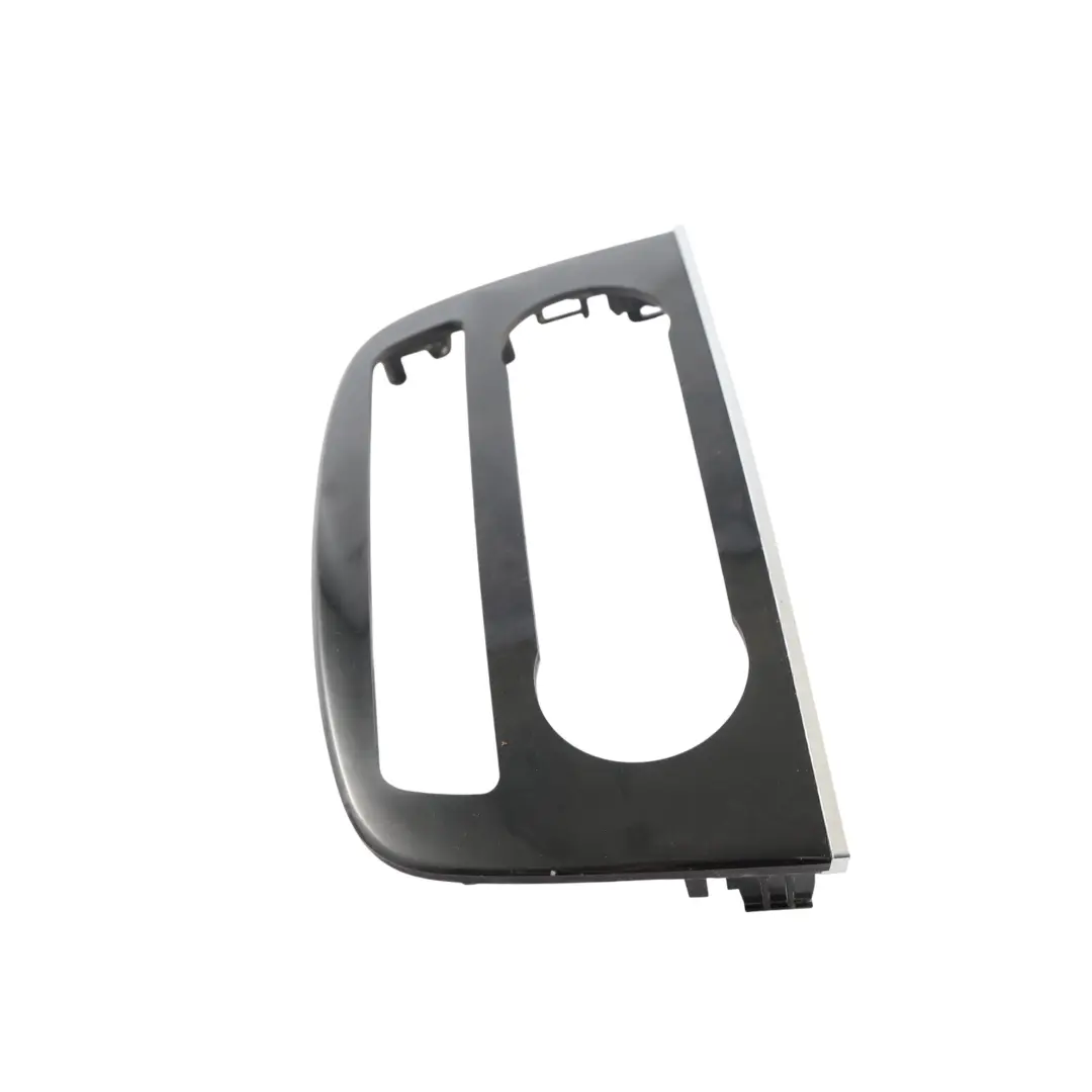 Mercedes W251 Obudowa Osłona Przełącznika Klimatyzacji - SKU A2516801136 - Numer Części A2516801136