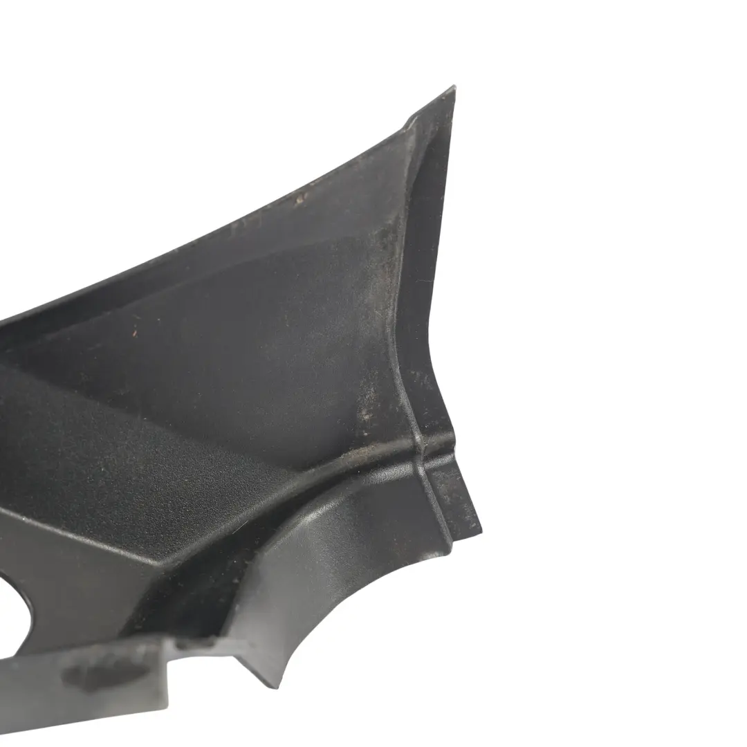 Osłona Zawiasu Klapy Bagażnika Tylna Lewa do Mercedes V251 W251 o numerze A2516930330 Mercedes V251 W251 Osłona Zawiasu Klapy Bagażnika Tylna Lewa - SKU A2516930330 - Numer Części A2516930330