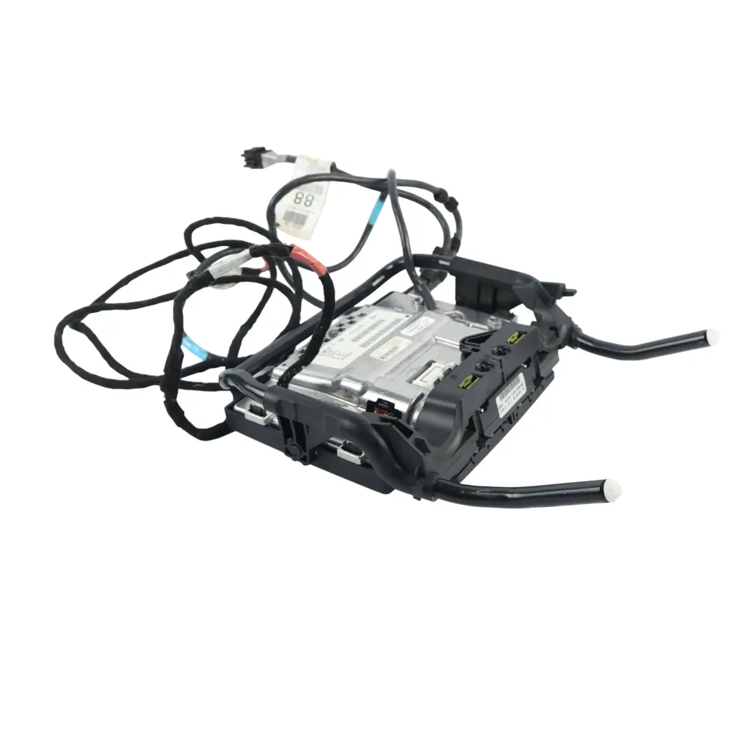 Monitor Ekran Zagłówka Przedniego Fotela do Mercedes ML W164 o numerze A2518700889 Mercedes ML W164 Monitor Ekran Zagłówka Przedniego Fotela - SKU A2518700889 - Numer Części A2518700889