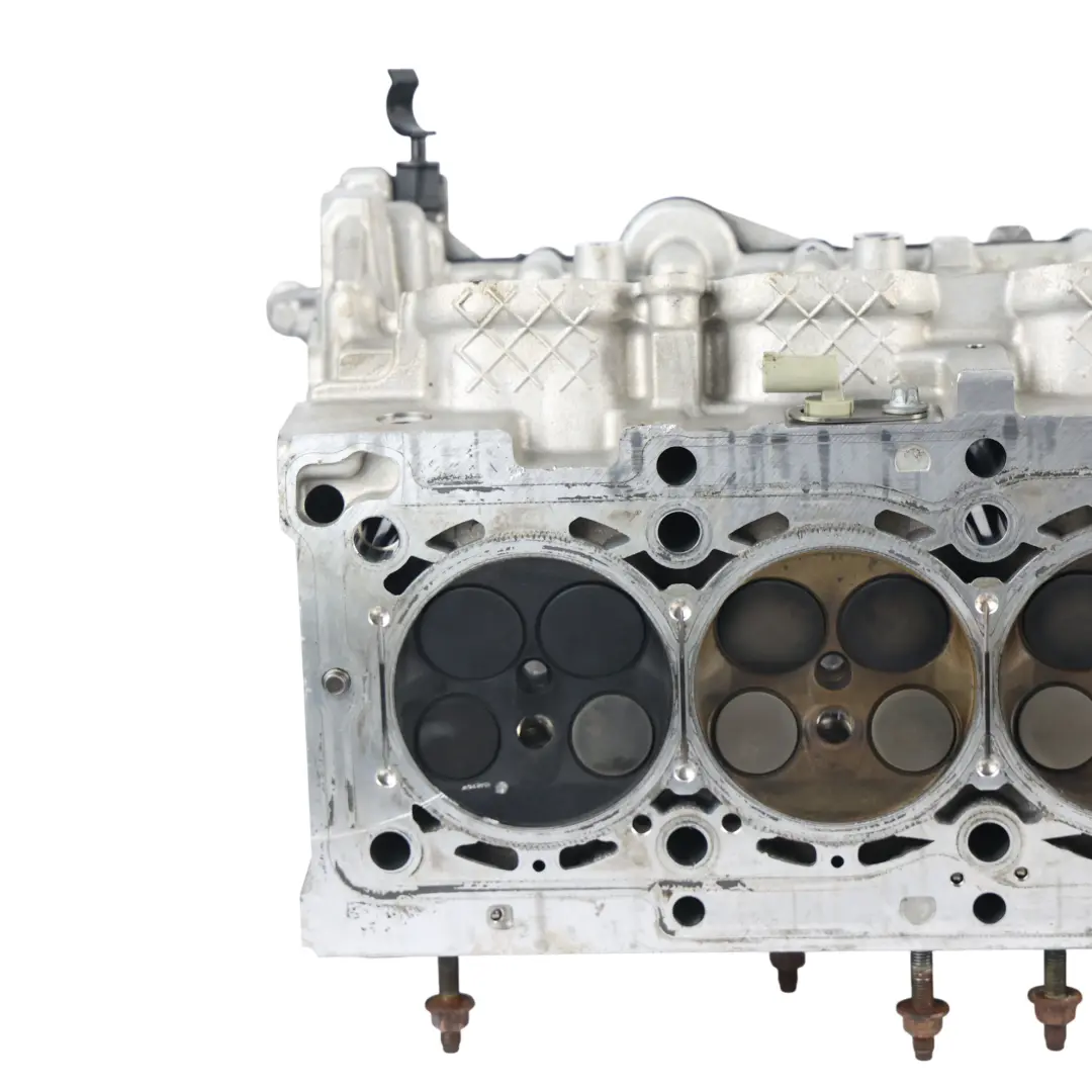 Testata Cilindri Motore M260.920 Benzina per Mercedes W177 A35 AMG con numero di parte A2600105600 Mercedes W177 A35 AMG Testata Cilindri Motore M260.920 Benzina - SKU A2600105600 - Numero di parte A2600105600