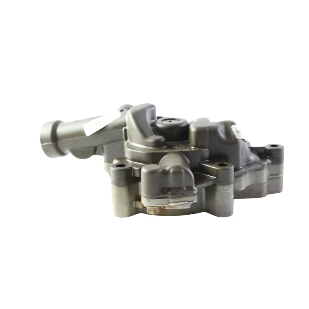 C250 SLK250 Balance Shaft Oil Pump M271 to Mercedes W204 with Part number A2711810301 Mercedes W204 C250 SLK250 Balance Shaft Oil Pump M271 - SKU A2711810301 - Part number A2711810301