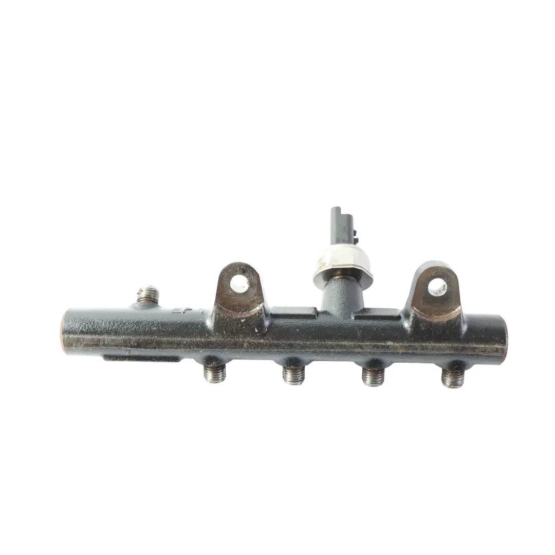 Rail Pipe Distributor 1.5 Diesel to Mercedes C117 W176 W242 W246 Fuel with Part number A6070700095 Mercedes C117 W176 W242 W246 Fuel Rail Pipe Distributor 1.5 Diesel - SKU A6070700095 - Part number A6070700095