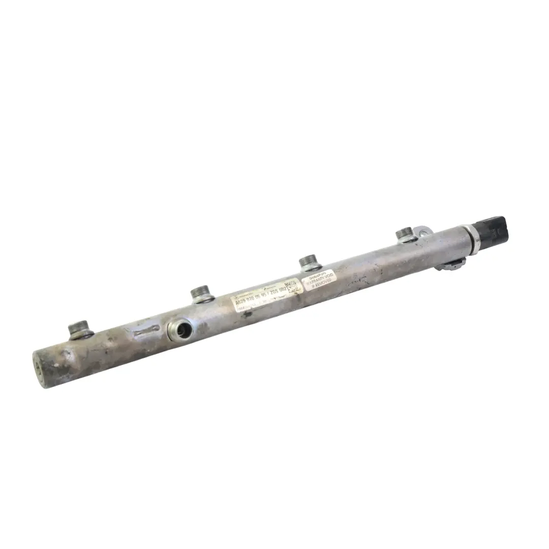 Distributor Rail Ramp Right O/S to Mercedes W164 W211 W221 Fuel with Part number A6290700695 Mercedes W164 W211 W221 Fuel Distributor Rail Ramp Right O/S - SKU A6290700695 - Part number A6290700695