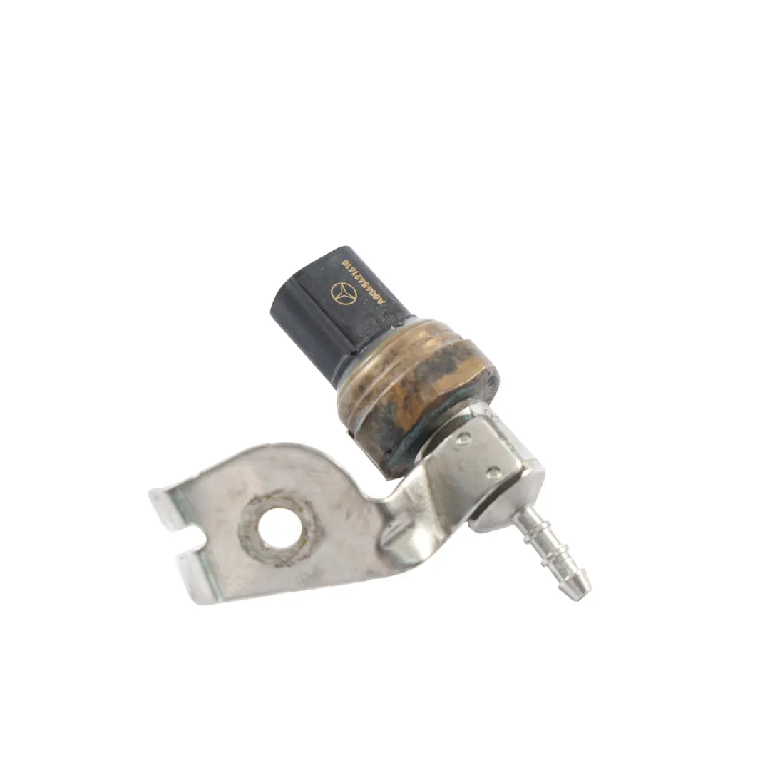 Mercedes W204 W212 OM651 Tubería Bomba Combustible Sensor - SKU A6510703081-1 - Número de pieza A6510703081