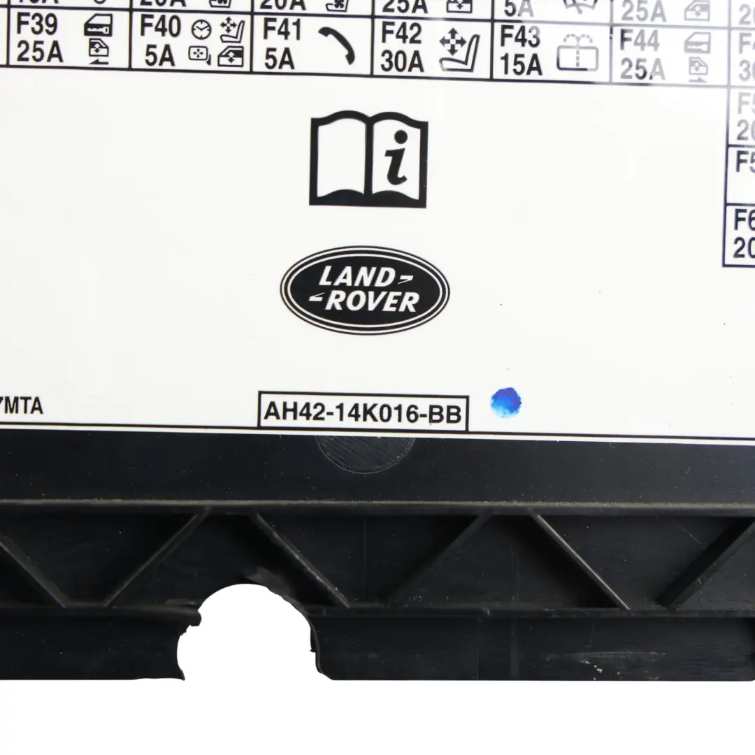 Range Rover L322 Oslona Naklejka Skrzynki Bezpieczników - SKU AH42-14K016-BB - Numer Części AH42-14K016-BB