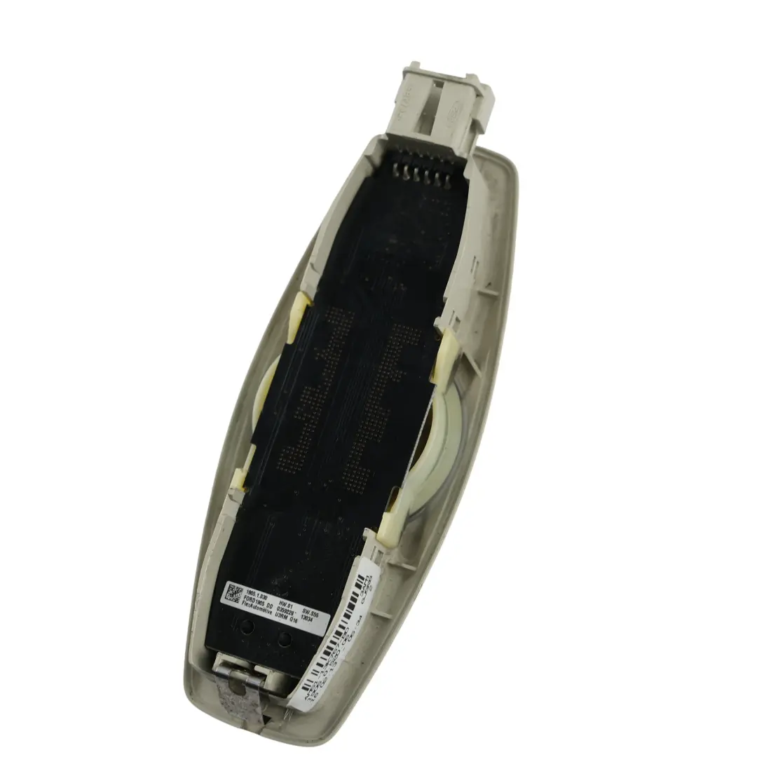 Ford Focus Mk3 Tylna Lampka Oświetlenia Wnętrza AM51-13K767-BD - SKU AM51-13K767-BG - Numer Części AM51-13K767-BG