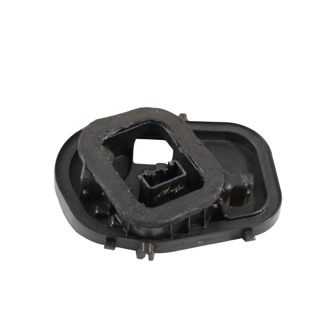 MK2 Support Douille Ampoule Feu Arrière Droit pour Ford C-Max à propos du numéro de pièce AM51-13N004-EA Ford C-Max MK2 Support Douille Ampoule Feu Arrière Droit - SKU AM51-13N004-EA - Numéro de pièce AM51-13N004-EA