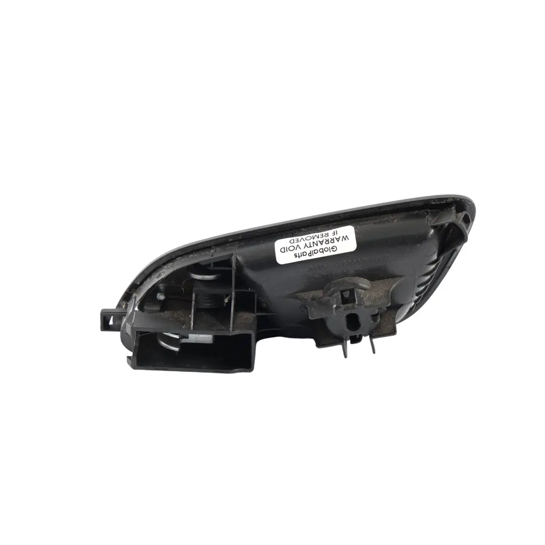 MK3 Poignée Porte Intérieure Avant Arrière Droite pour Ford Focus à propos du numéro de pièce AM51-U22600-BDW Ford Focus MK3 Poignée Porte Intérieure Avant Arrière Droite - SKU AM51-U22600-BDW - Numéro de pièce AM51-U22600-BDW