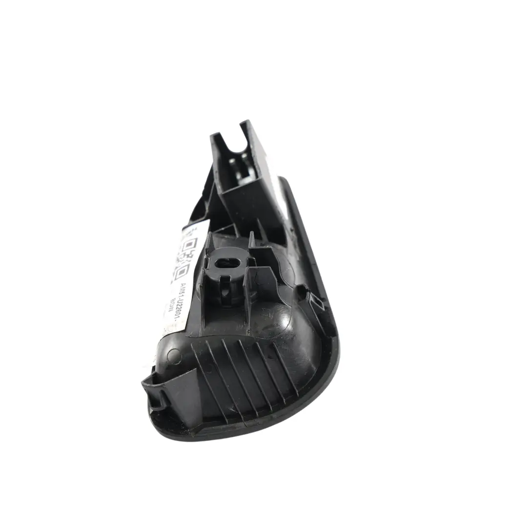 MK3 Tirador Puerta Delantero Izquierdo para Ford Focus con número de pieza AM51-U22601-BDW Ford Focus MK3 Tirador Puerta Delantero Izquierdo - SKU AM51-U22601-BDW - Número de pieza AM51-U22601-BDW