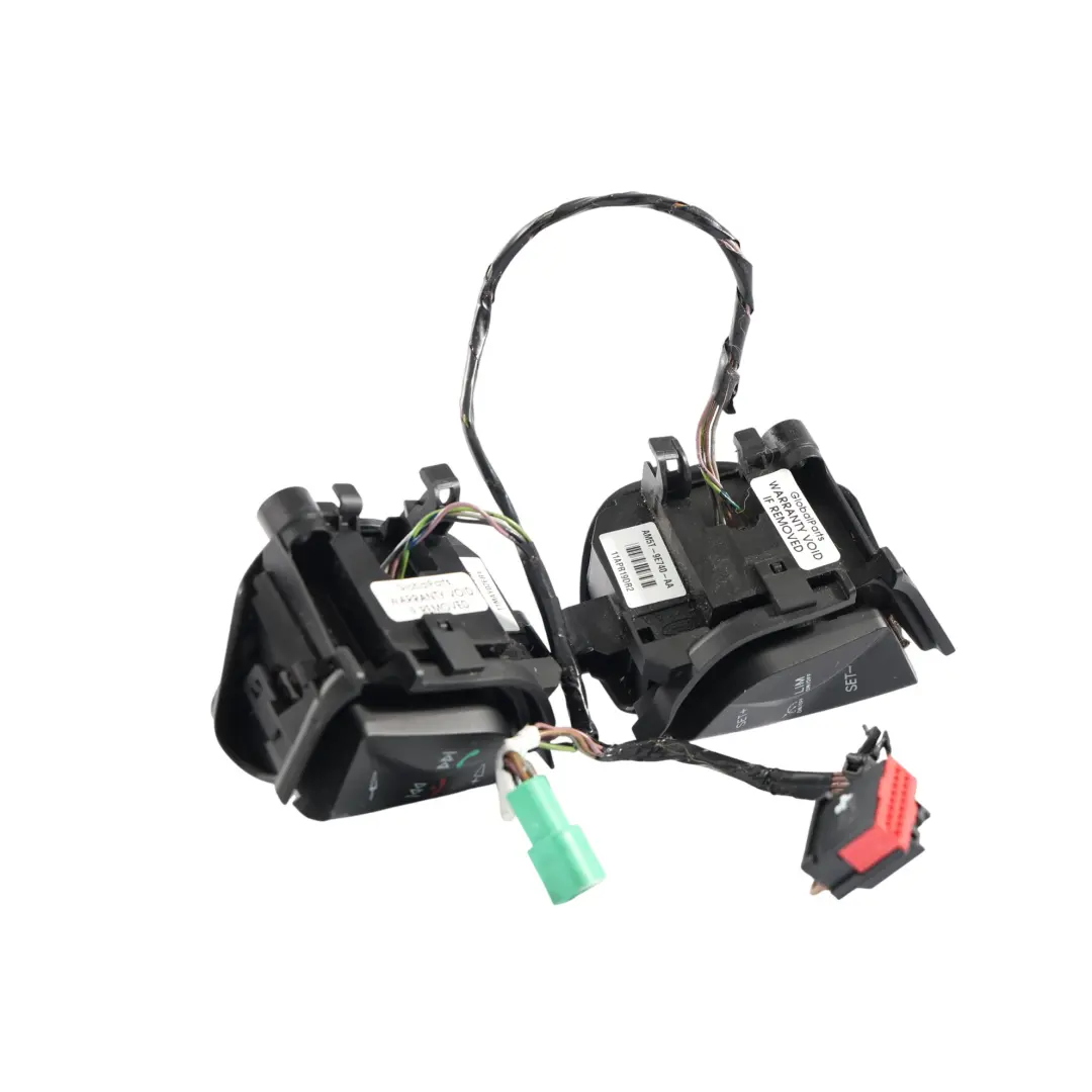 MK3 Ensemble Boutons Commutateur Multifonction Volant AM5T-9E740-AB pour Ford Focus à propos du numéro de pièce AM5T-14K147-DB Ford Focus MK3 Ensemble Boutons Commutateur Multifonction Volant AM5T-9E740-AB - SKU AM5T-14K147-DB - Numéro de pièce AM5T-14K147-DB