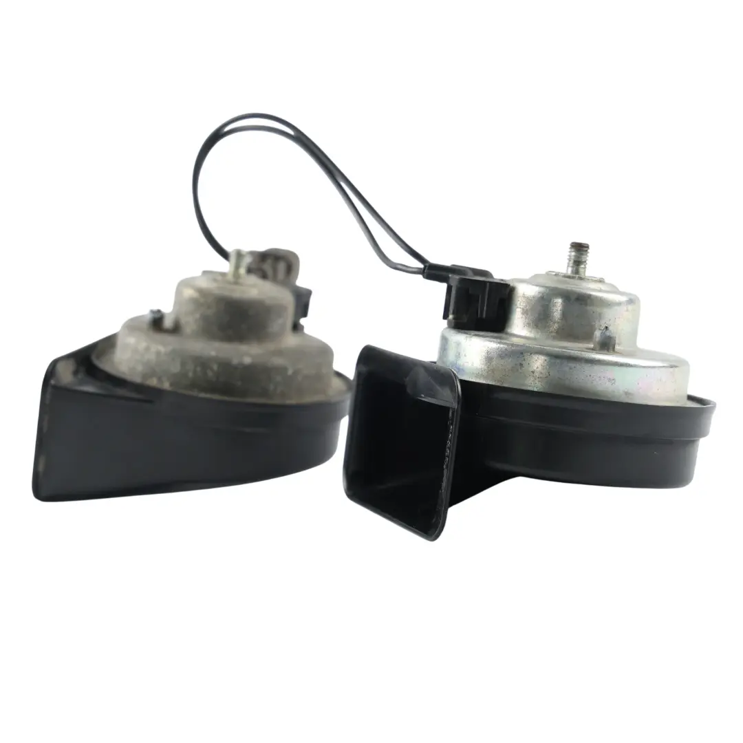 Horn Assembly Low & High Tone Signal to Ford Fiesta Mk7 Twin with Part number AV1T-13A803-AC Ford Fiesta Mk7 Twin Horn Assembly Low & High Tone Signal - SKU AV1T-13A803-AC-1 - Part number AV1T-13A803-AC