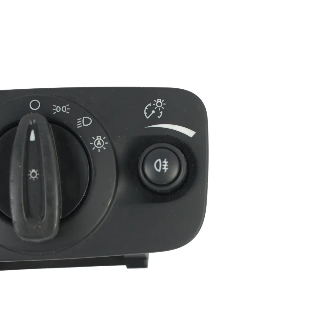 Ford Kuga Mk2 Panel Przełącznika Świateł I Mgły - SKU AV6T-13A024-EC - Numer Części AV6T-13A024-EC