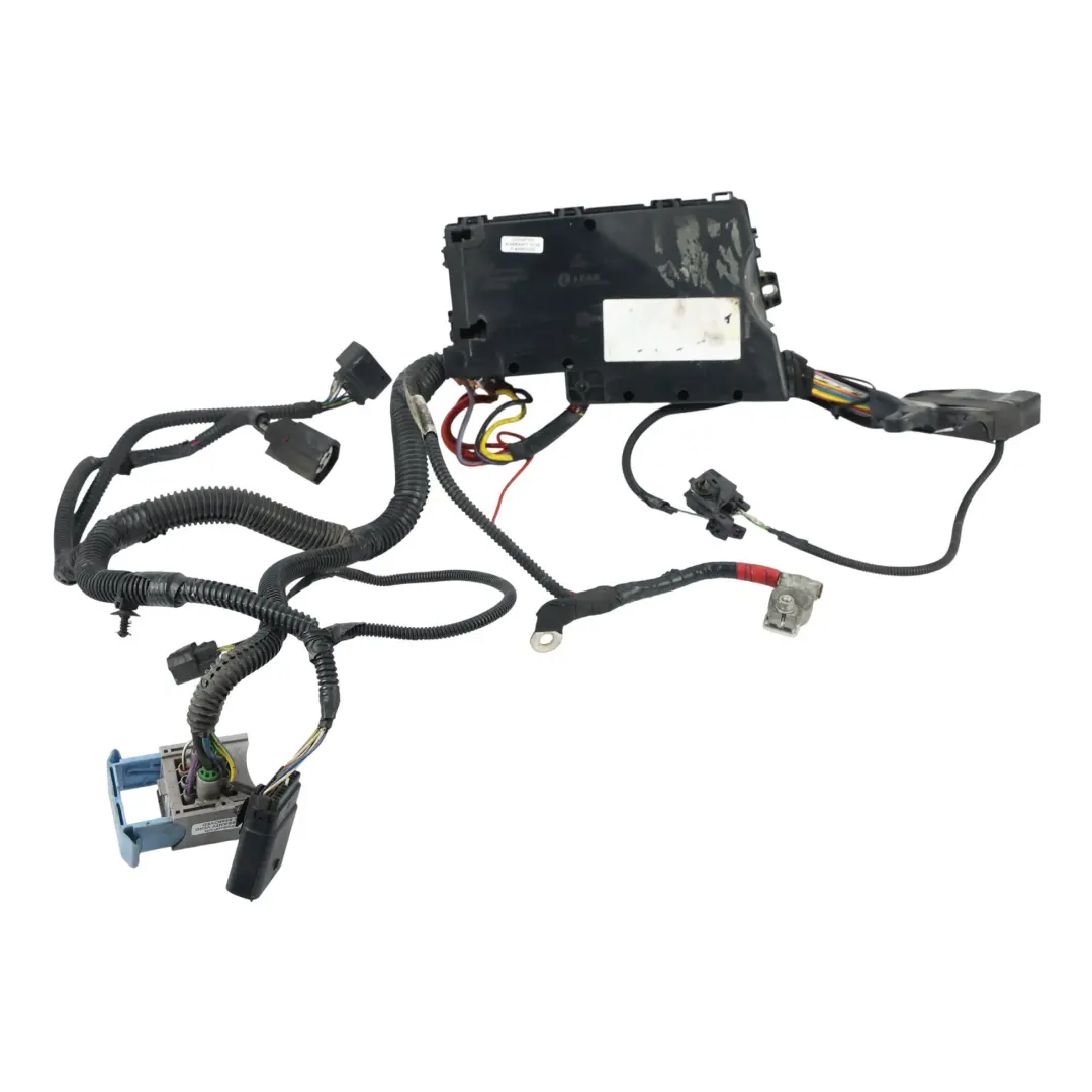Mk2 Transit Connect Mk2 Fuse Relay Box Electrical Unit to Ford Kuga with Part number AV6T-14A067-AD Ford Kuga Mk2 Transit Connect Mk2 Fuse Relay Box Electrical Unit - SKU RHD-AV6T-14A067-AD - Part number AV6T-14A067-AD