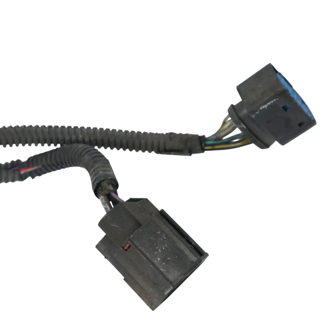 Mk2 Transit Connect Mk2 Fuse Relay Box Electrical Unit to Ford Kuga with Part number AV6T-14A067-AD Ford Kuga Mk2 Transit Connect Mk2 Fuse Relay Box Electrical Unit - SKU RHD-AV6T-14A067-AD - Part number AV6T-14A067-AD