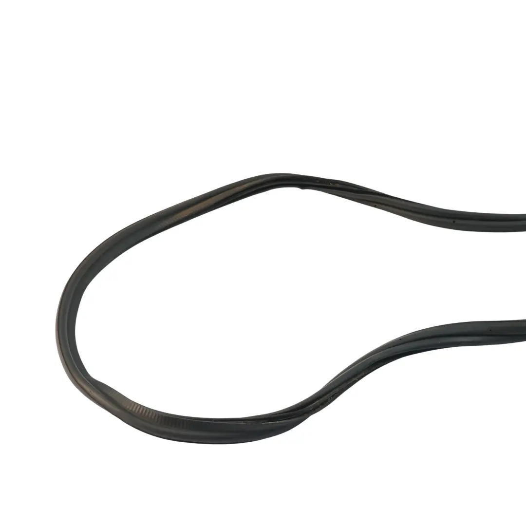 Land Rover Discovery 3 L319 Boot Tailgate Seal Gasket Rubber Rear - SKU BHK780022 - Part number BHK780022