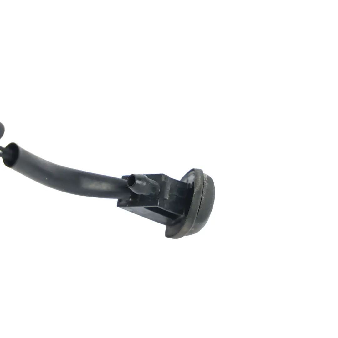 Ford Focus MK3 Buse Lave-Glace Pare-Brise Avant Chauffante - SKU BM51-17666-A - Numéro de pièce BM51-17666-A