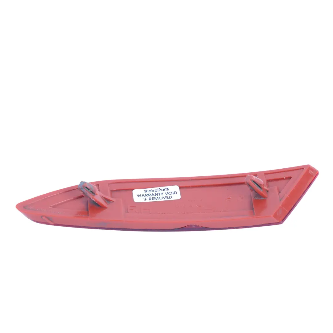 Mk3 Odblask Zderzaka Tylnego Prawy do Ford Focus o numerze BM51-515B0-AE Ford Focus Mk3 Odblask Zderzaka Tylnego Prawy - SKU BM51-515B0-AE - Numer Części BM51-515B0-AE