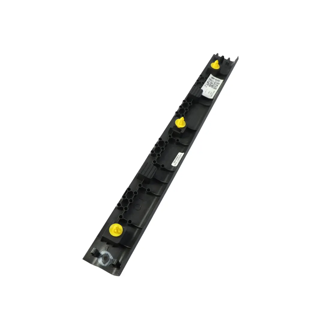 Ford Focus MK3 Pannello Battitacco Porta Anteriore Destro - SKU BM51-A13200-ACW - Numero di parte BM51-A13200-ACW