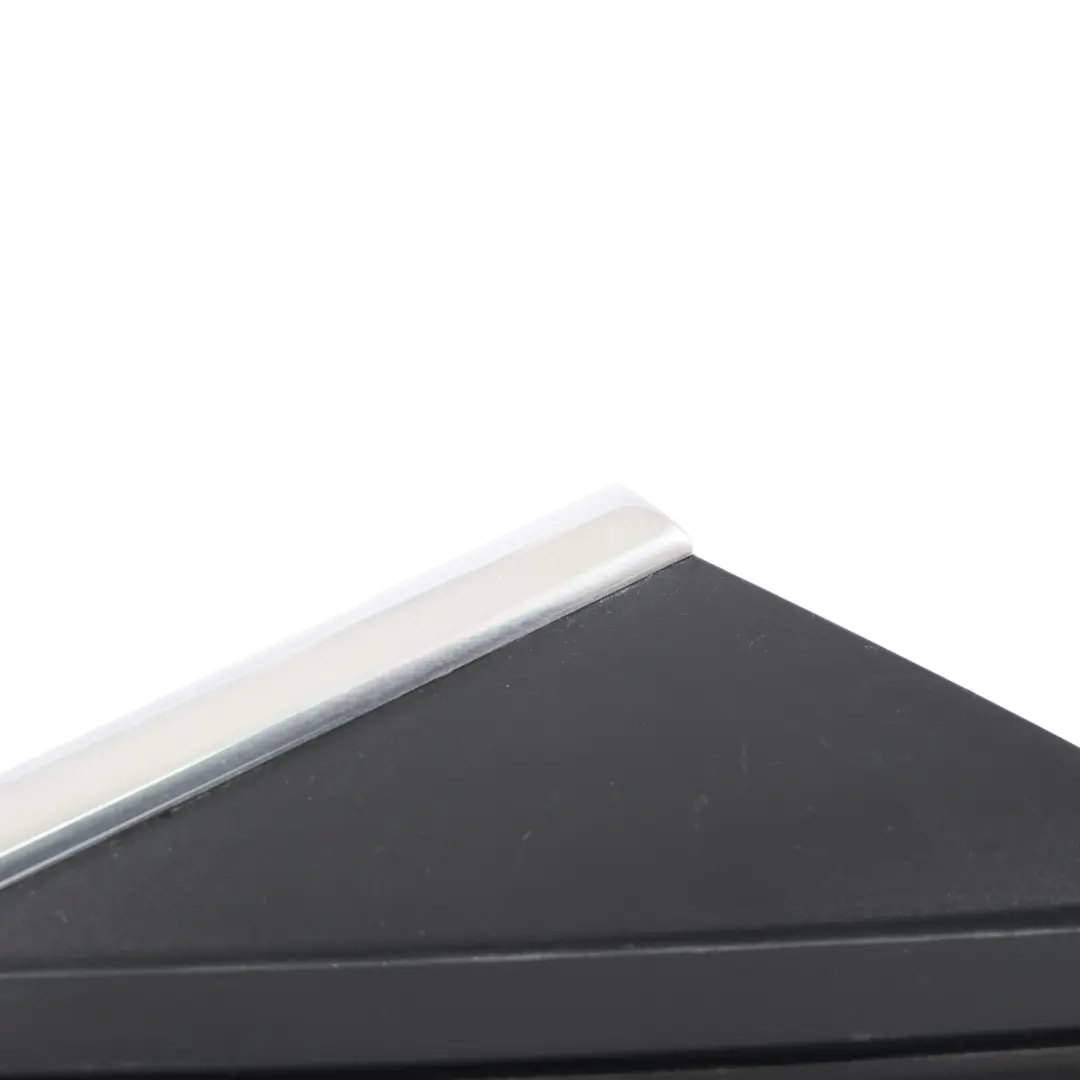 Ford Focus MK3 Garniture Triangle Rétroviseur Avant Droit - SKU BM51-A16004-BB - Numéro de pièce BM51-A16004-BB