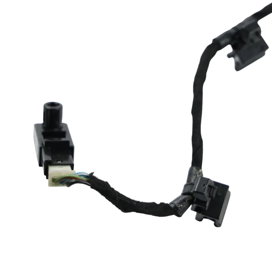 Mk3 Front Door Light Wiring Loom Harness Right O/S to Ford Focus with Part number BV6T-14E073-BAC Ford Focus Mk3 Front Door Light Wiring Loom Harness Right O/S - SKU BV6T-14E073-BAC - Part number BV6T-14E073-BAC